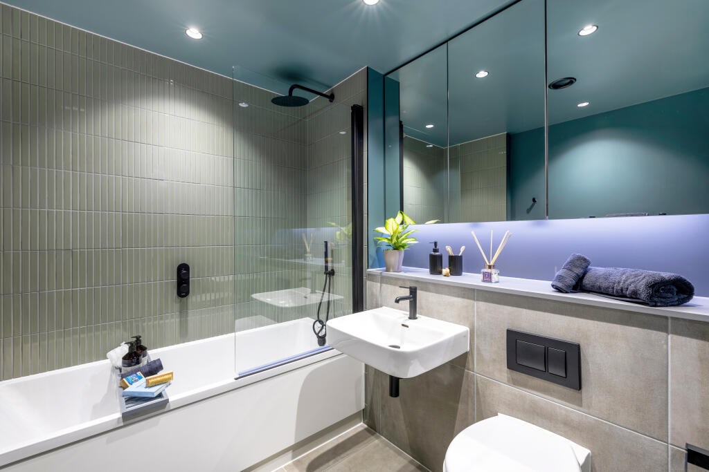 Apartment in London - More