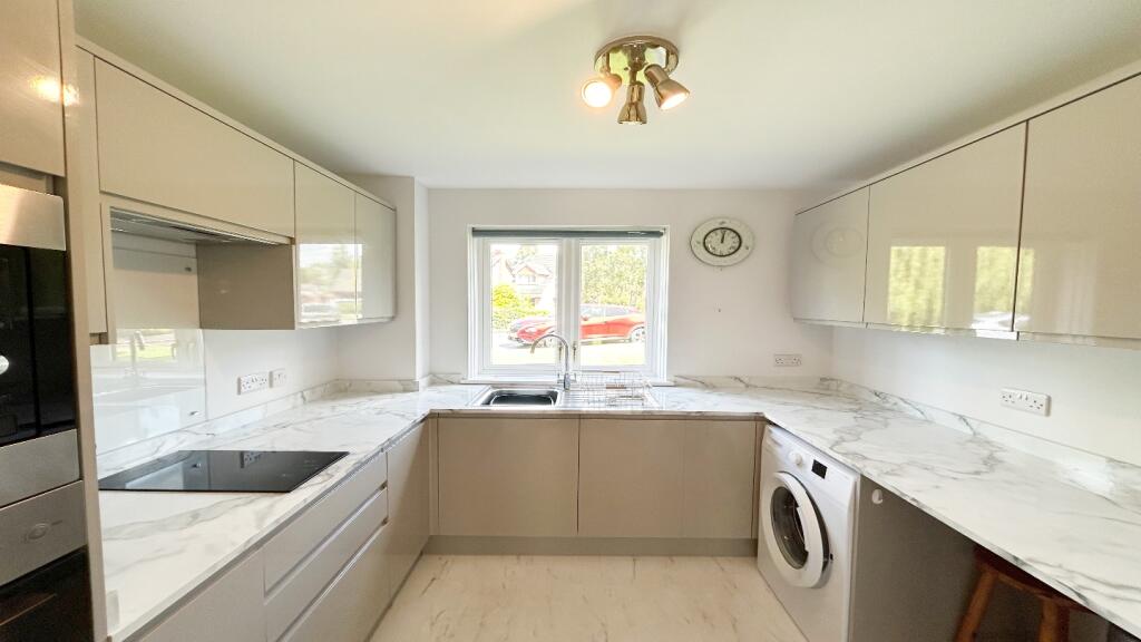 No. 24 Richmond Village, St Josephs Way, Nantwich, Cheshire East CW5 6TD photo 3