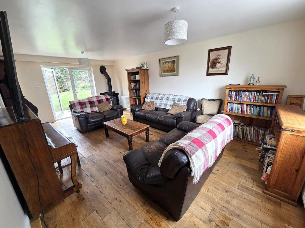 House in South Cambridgeshire, Gamlingay - View 4