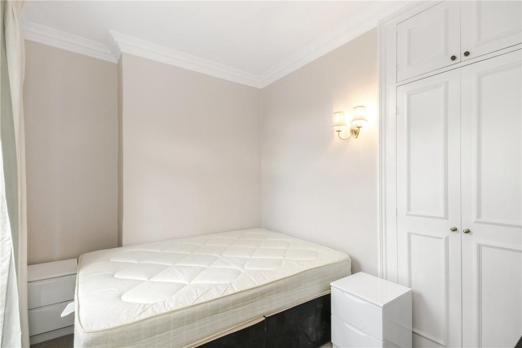 2 bedroom maisonette for rent