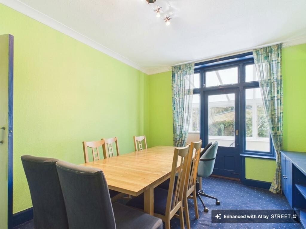 House in Portsmouth - View 3