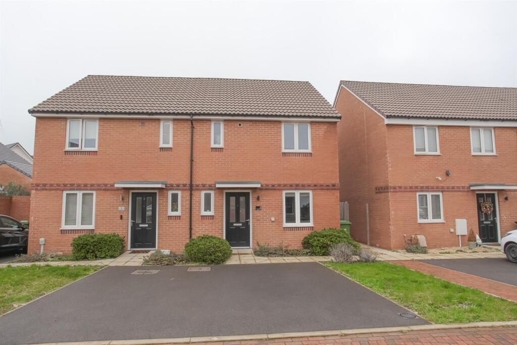 Main image of property: Meteor Row, Grove, Wantage