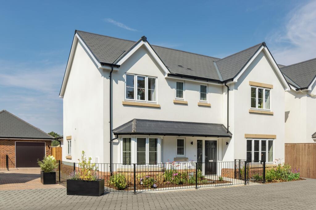 Main image of property: Doughton Road (off, Coggeshall Road), Kelvedon
CO5 9NX