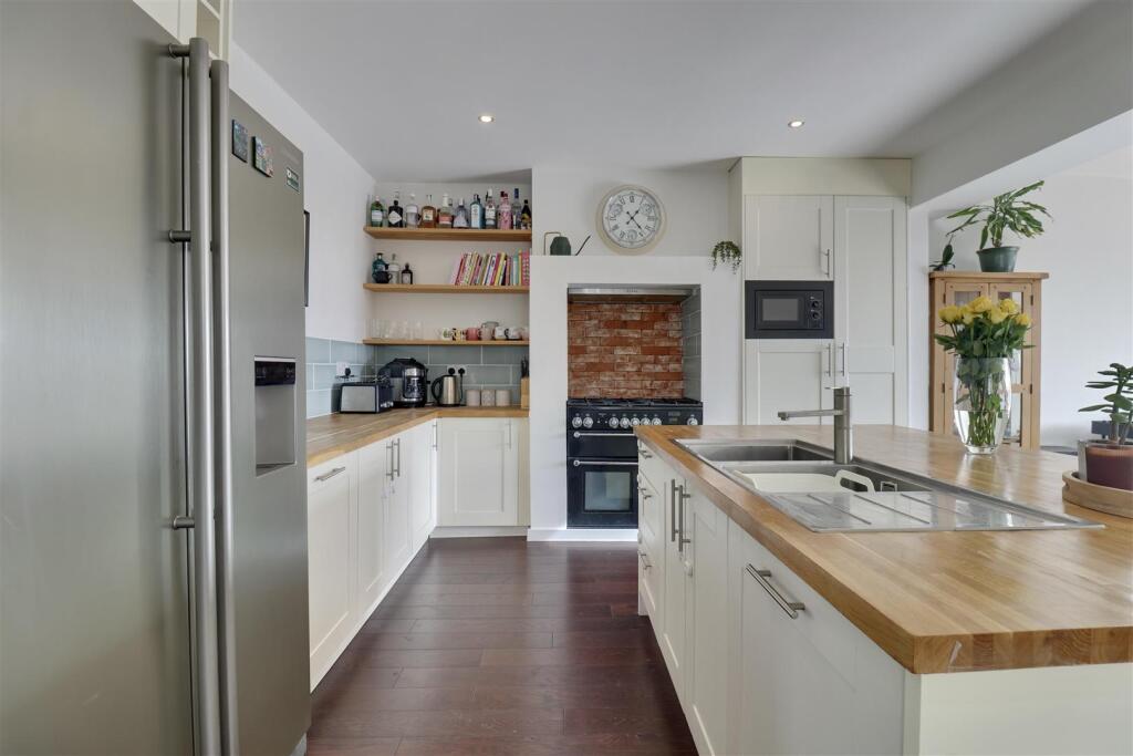 House in Portsmouth - View 4