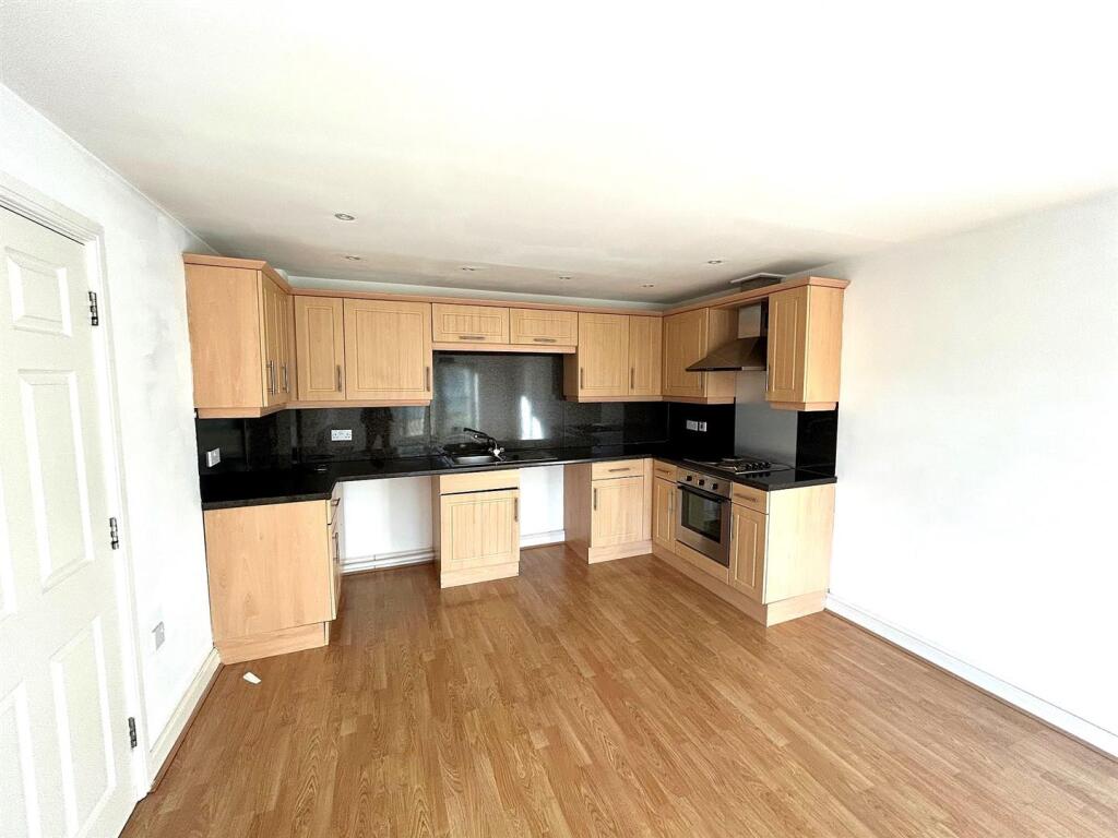 Apartment in Wigan - View 3