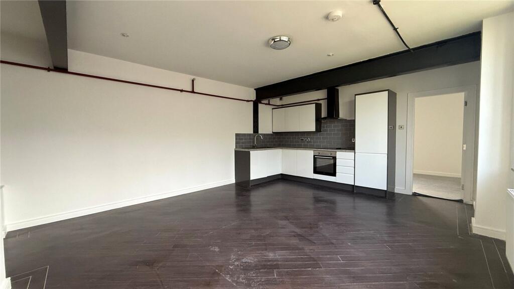 Apartment in Liverpool - View 4