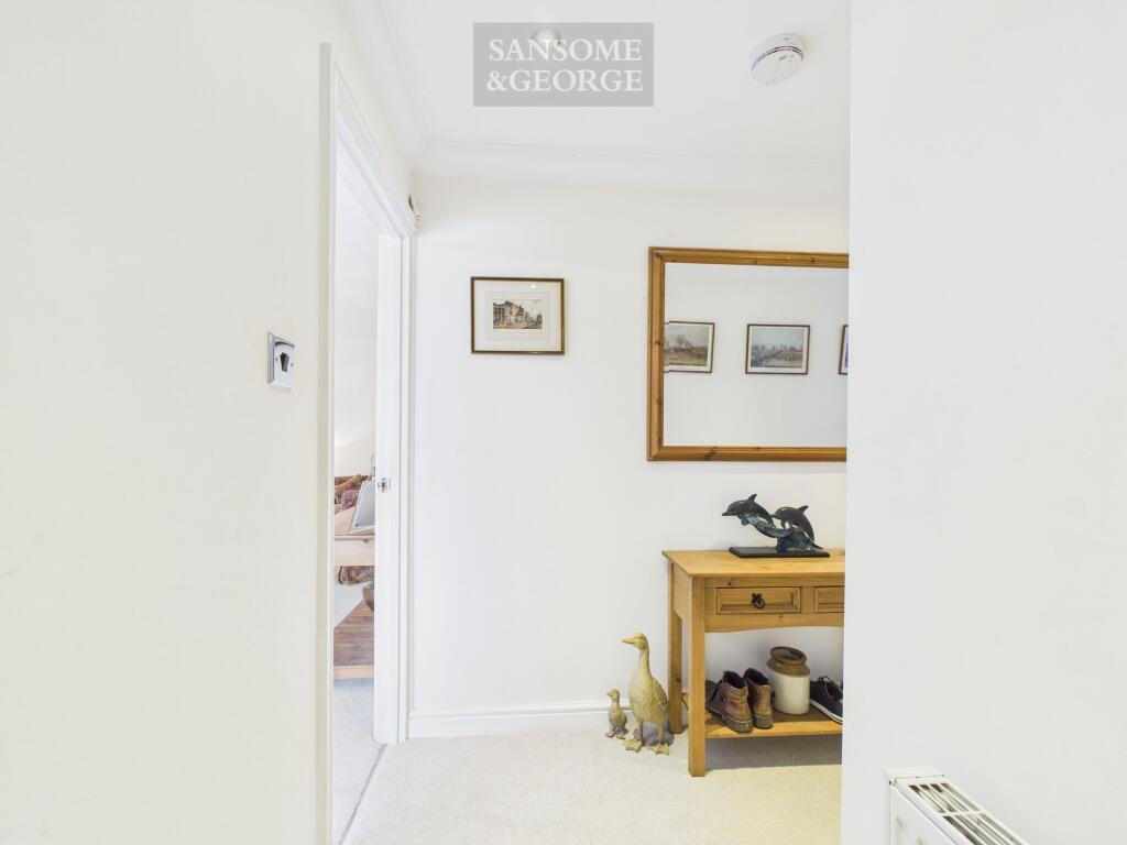 House in Aldermaston Wharf, Padworth - View 4