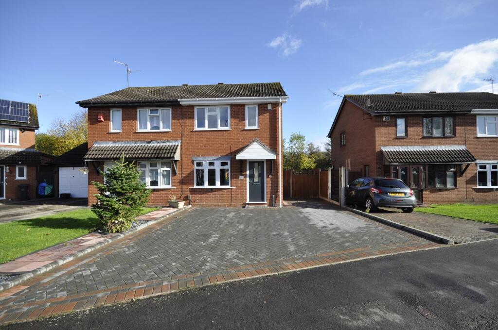 Main image of property: Kingsford Nouveau, Kingswinford, DY6