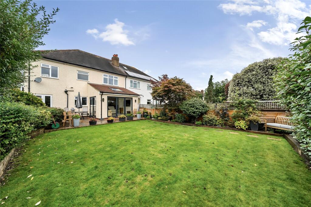 House in Bromley - View 5