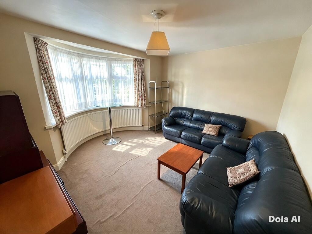 House in Twickenham - View 2