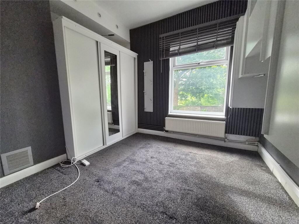 Longcroft Street, Golcar, Huddersfield, West Yorkshire, HD7 photo 4