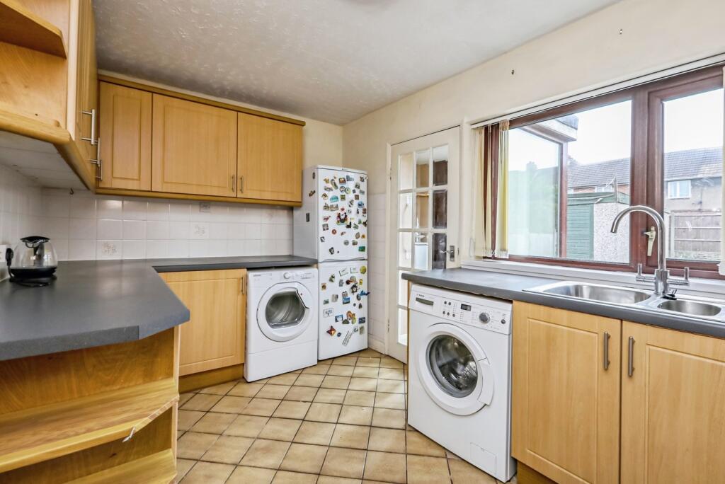 House in Rotherham, Dinnington St. John's - View 4