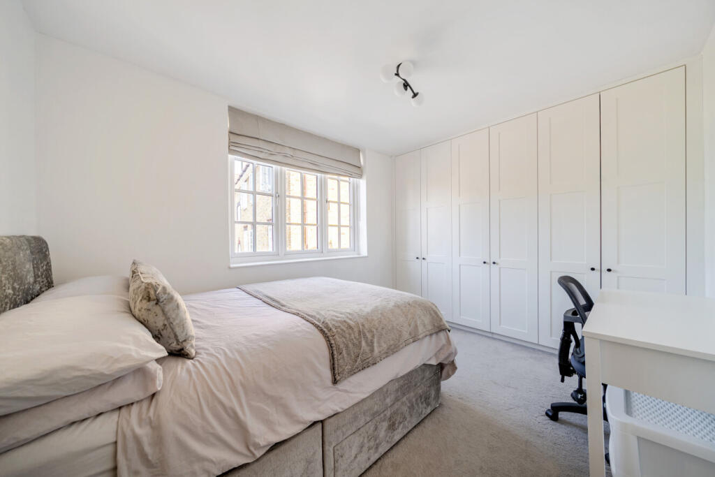 Apartment in London - View 5