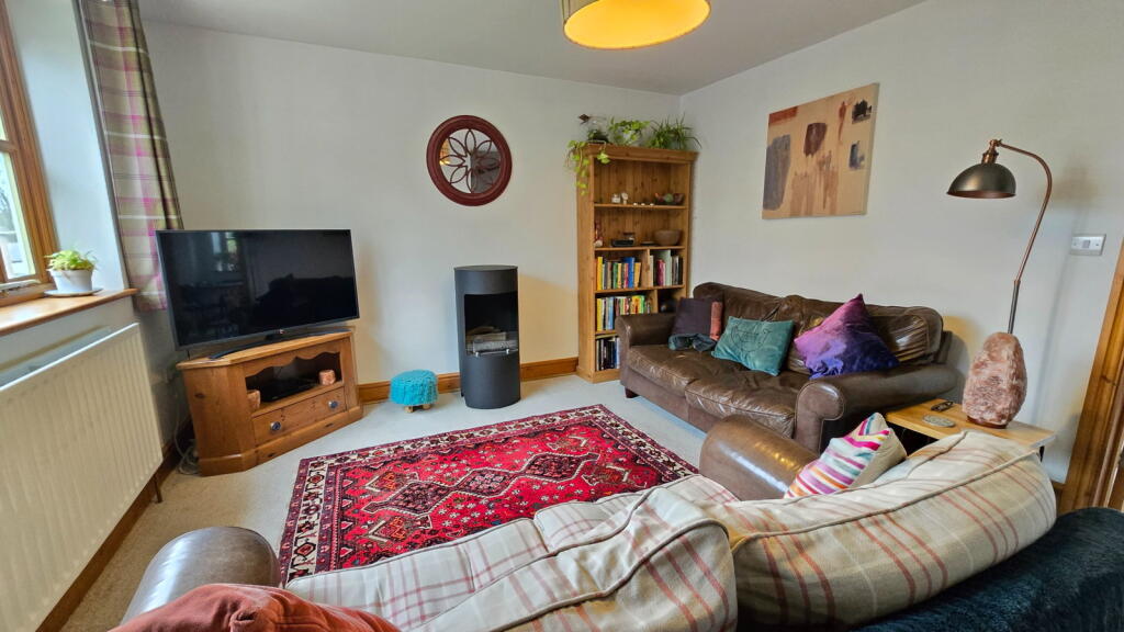 High Street, East Ilsley, Berkshire, RG20 7HZ - View 2