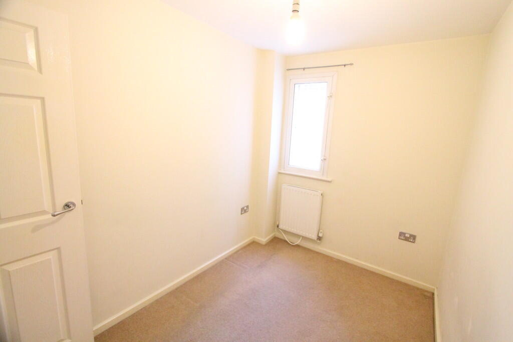 Apartment in Nantwich, Cheshire East - View 5