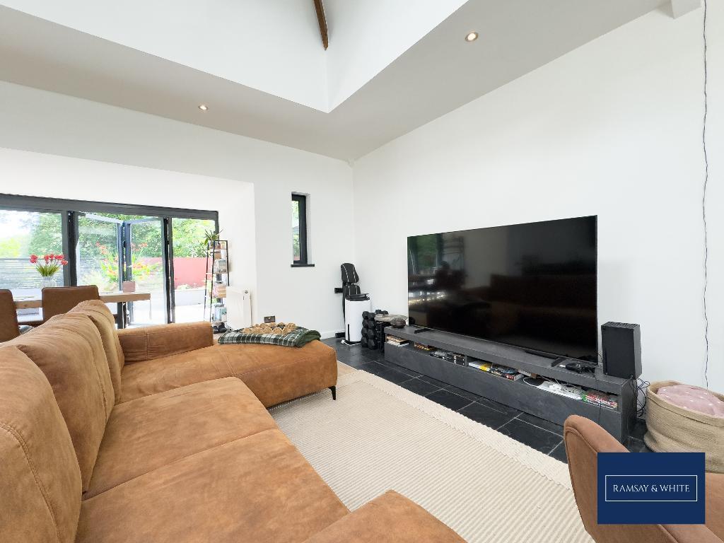 The Grove, Aberdare, CF44 7NA photo 3