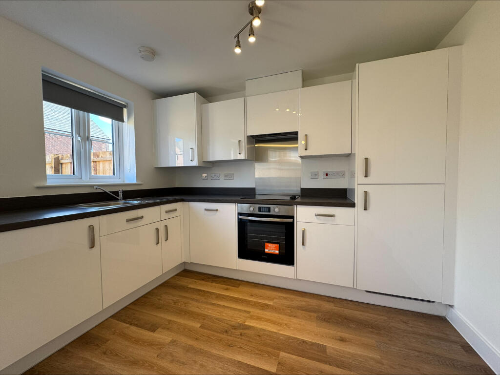 House in Nottingham - View 4