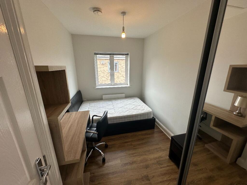 Main image of property: Room 7, Alice Bell Close, CB4