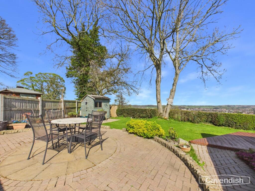 Uwch Y Dre, Gwernymynydd, Mold - More