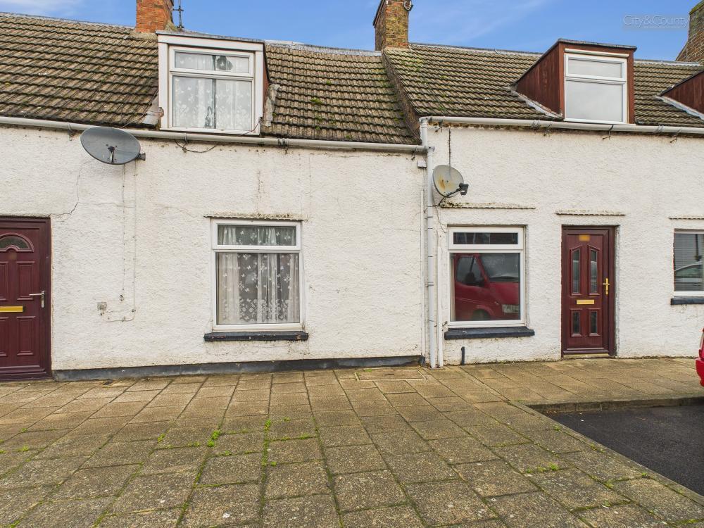 2-bed house on West Street, Crowland, £120,000