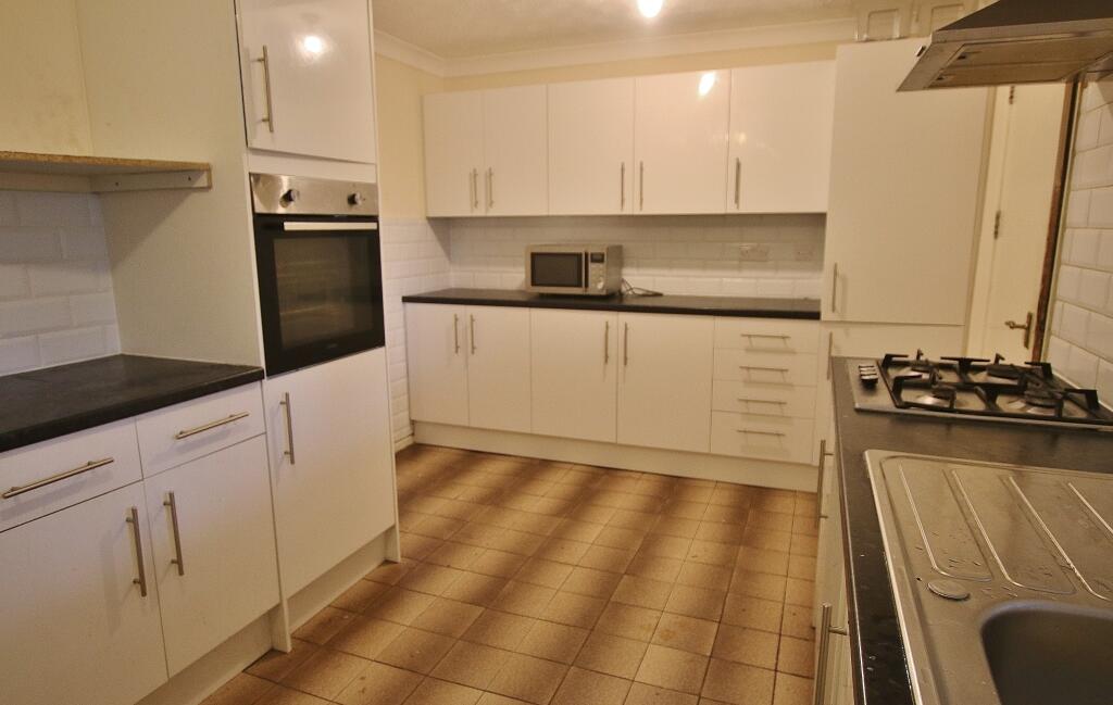 House in Southampton - View 2