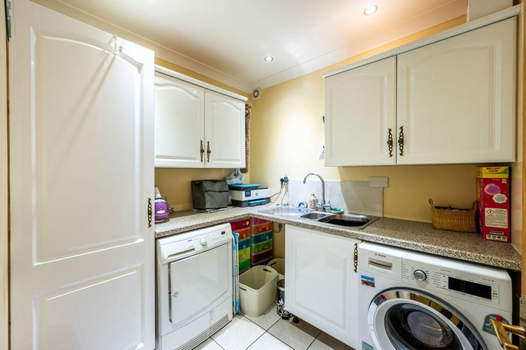 Additional image 18 of Rowthorn Close, Sutton Coldfield, B74 2EN