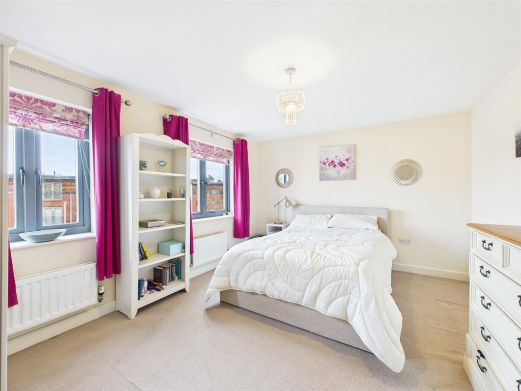 House in Worcester, St Peters, Diglis - View 4