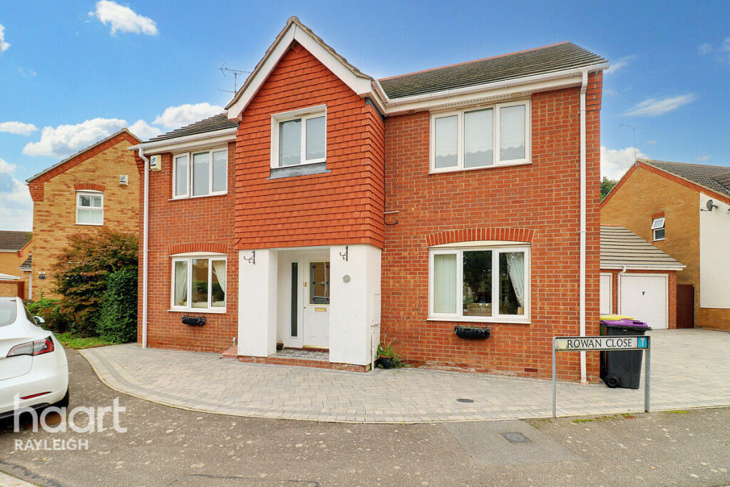4-bed detached on Rowan Close, Rayleigh, £650,000