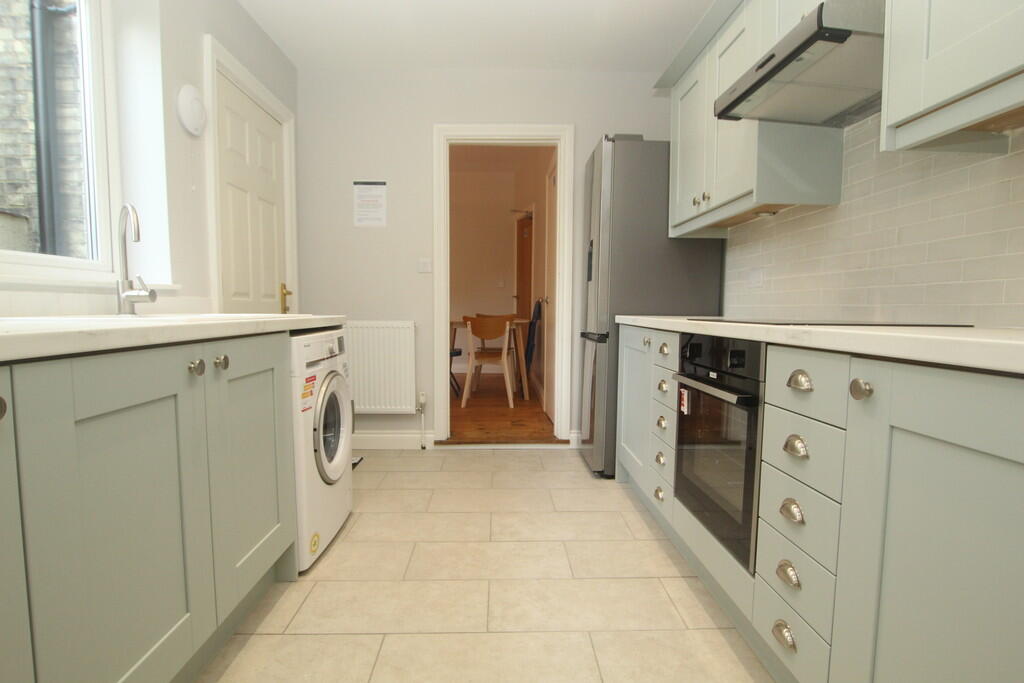 House in Cambridge, Petersfield - View 4