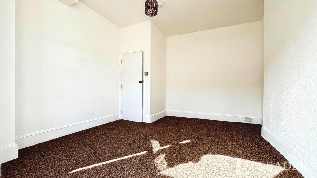 House in Southend-on-Sea - View 4