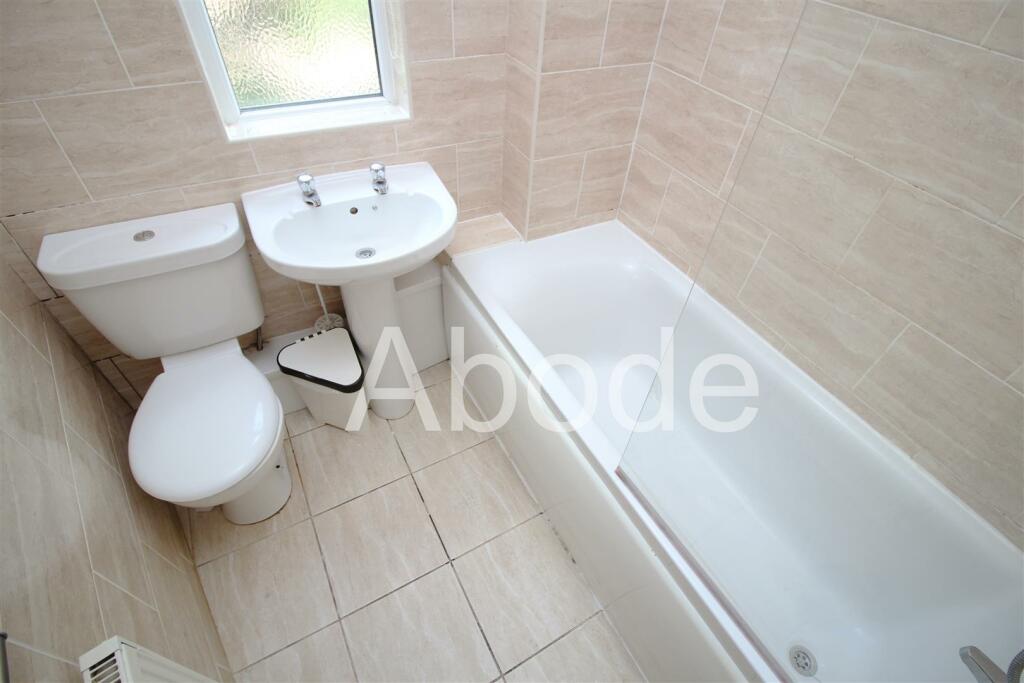 6 bedroom house for rent