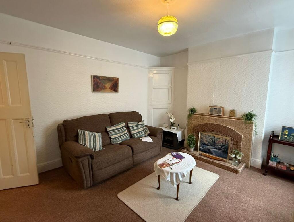 177 Harrington Drive, Lenton, Nottingham, NG7 1JJ photo 4