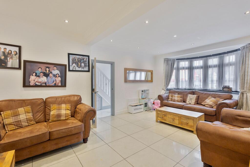 Atherton Road, London, E7 photo 3