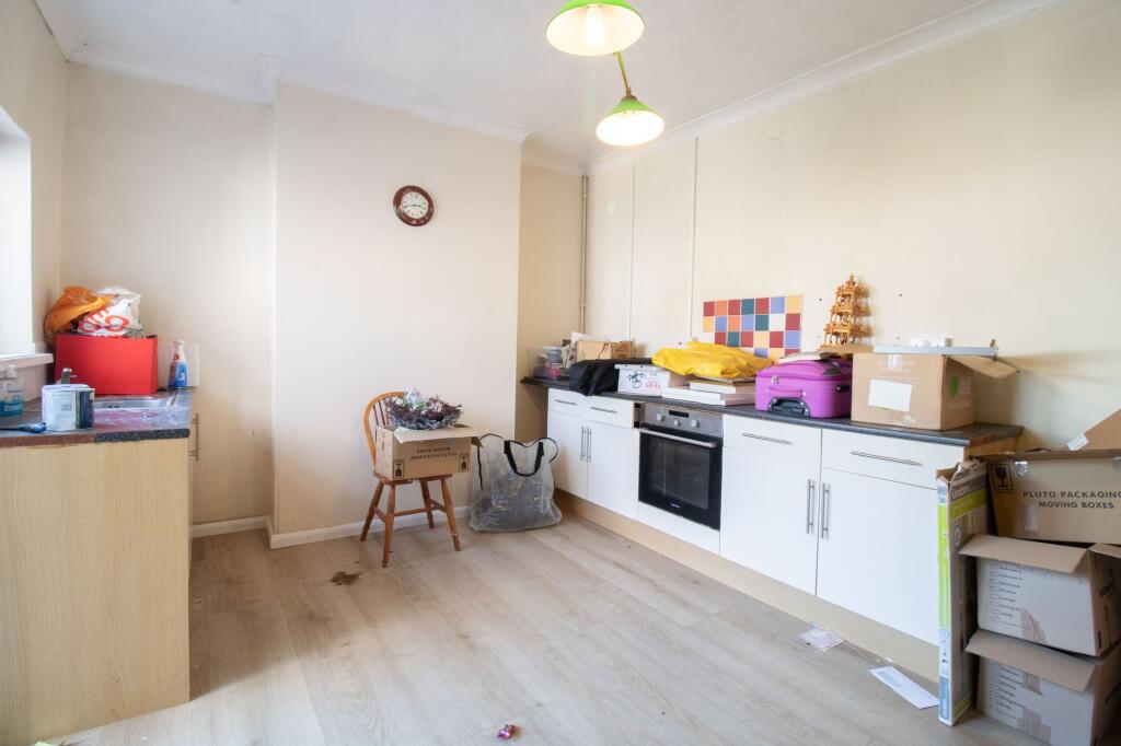 Danygraig Road, Risca, NP11 - More