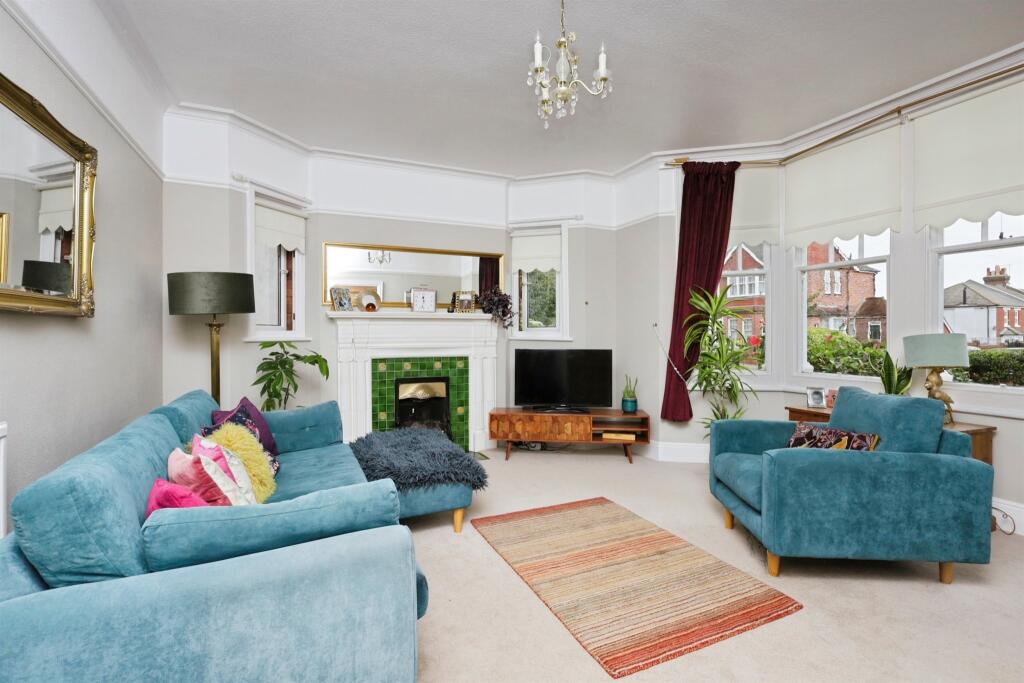 Victoria Drive, Eastbourne photo 2
