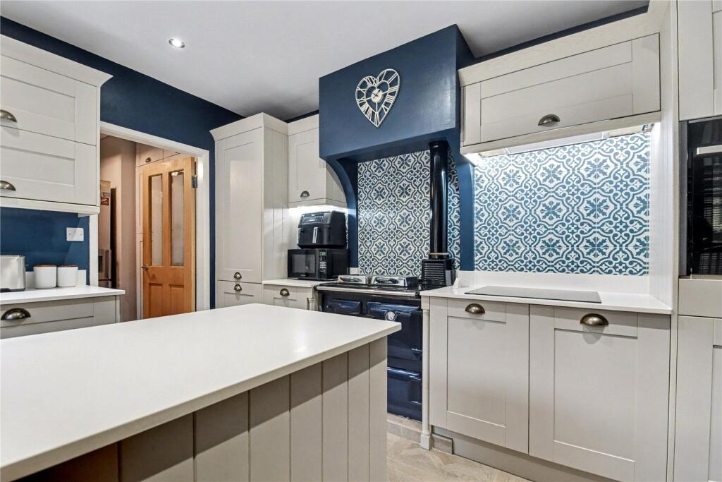 Whitlenge Lane, Hartlebury, Kidderminster, Worcestershire, DY10 photo 3