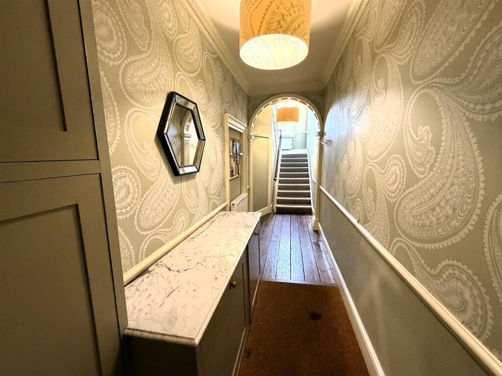 Additional image 2 of St James's Parade, City Centre, Bath