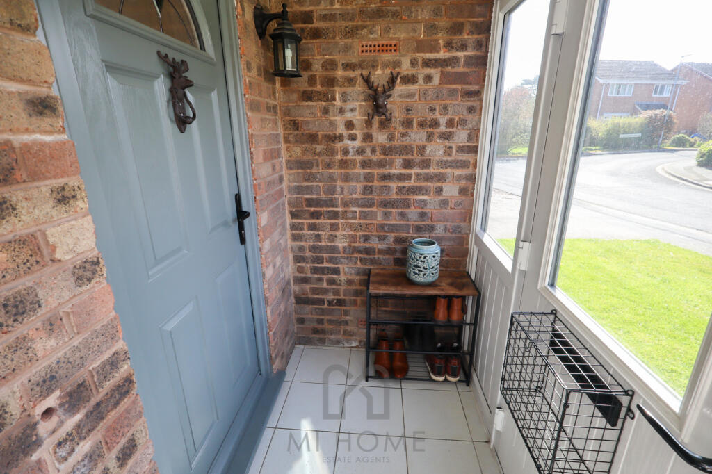 Byron Avenue, Warton, Preston, PR4 photo 4