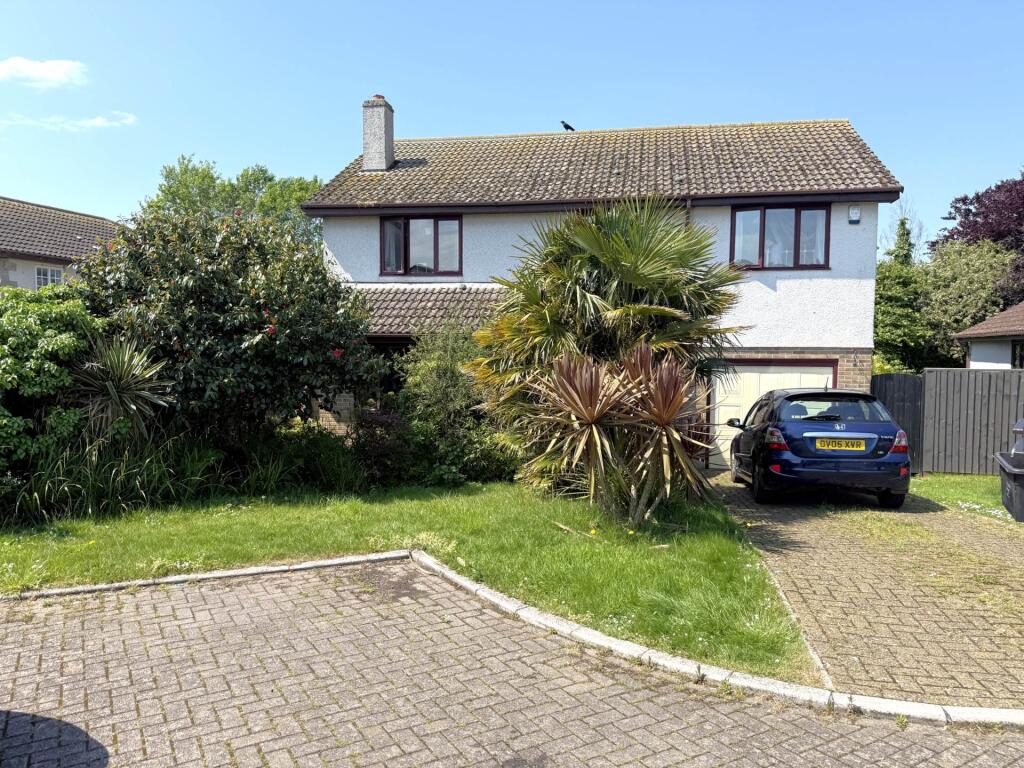 Millbrook.Torpoint.PL10 photo 2