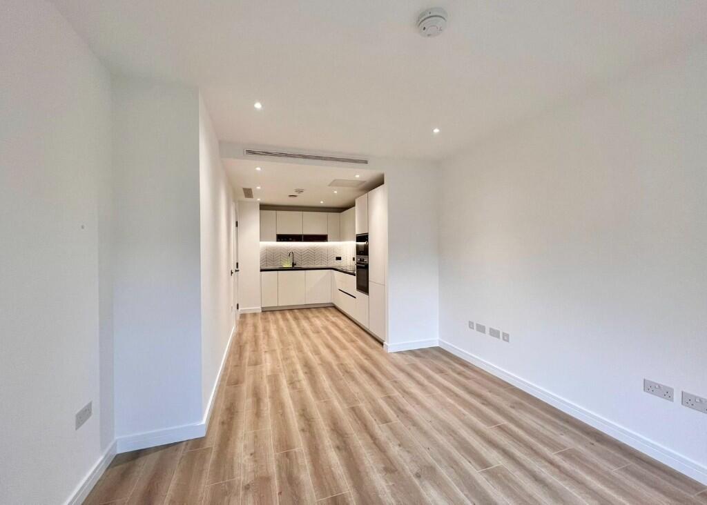 Main image of property: Glenthorne Road, London, W6