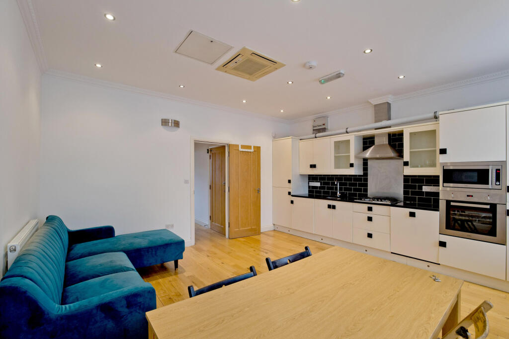 Main image of property: Theberton Street, London, N1