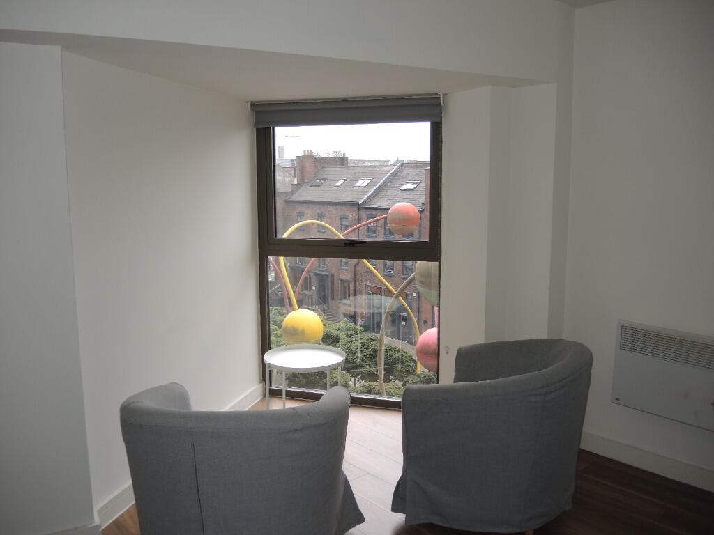 Apartment in Liverpool - More