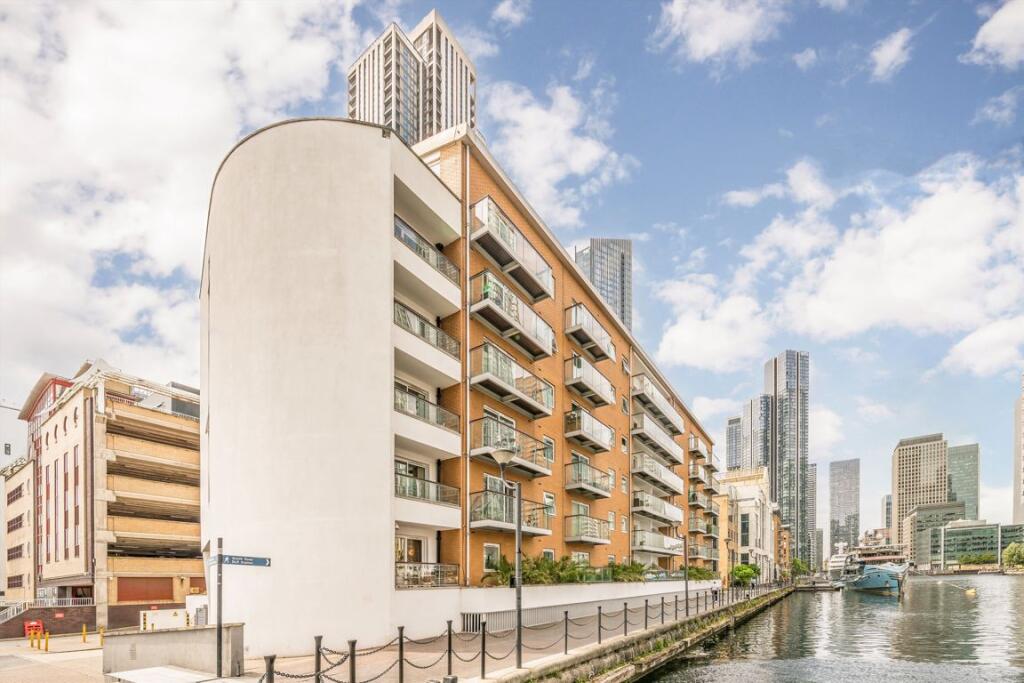 Main image of property: Lawn House Close, Canary Wharf