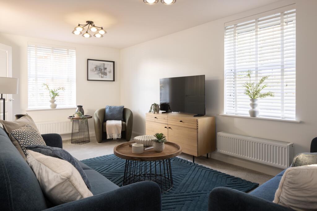 House in East Grinstead, Felbridge - View 5