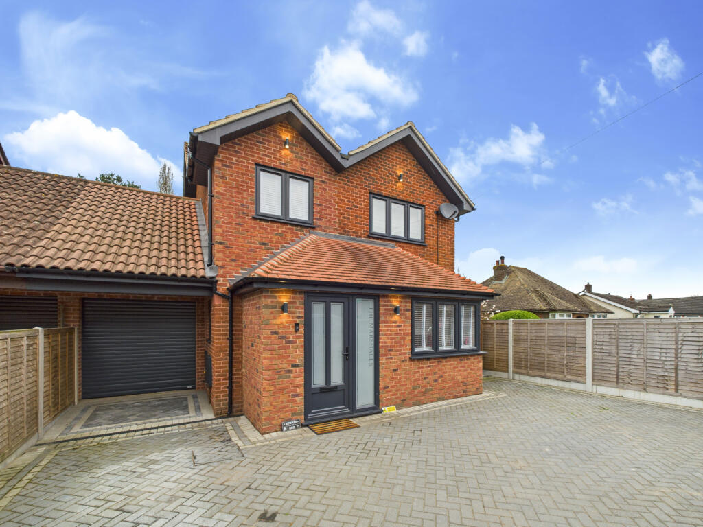 Main image of property: The Marshalls, Leeds Road, Maidstone, ME17