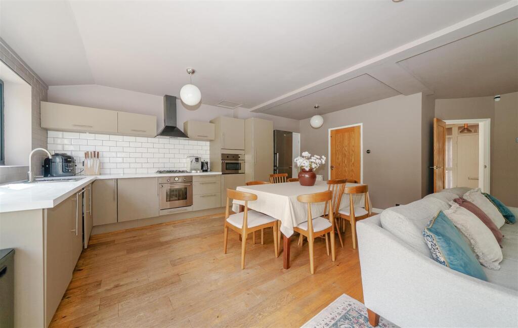 Additional image 9 of School Road, Moseley, Birmingham