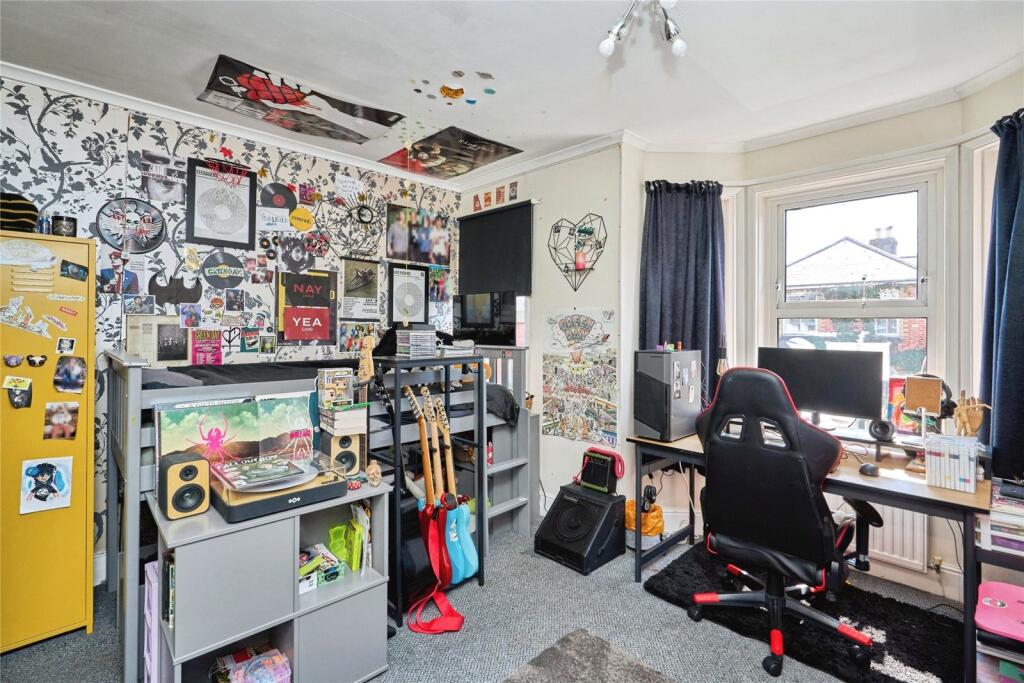 House in Portsmouth - View 4