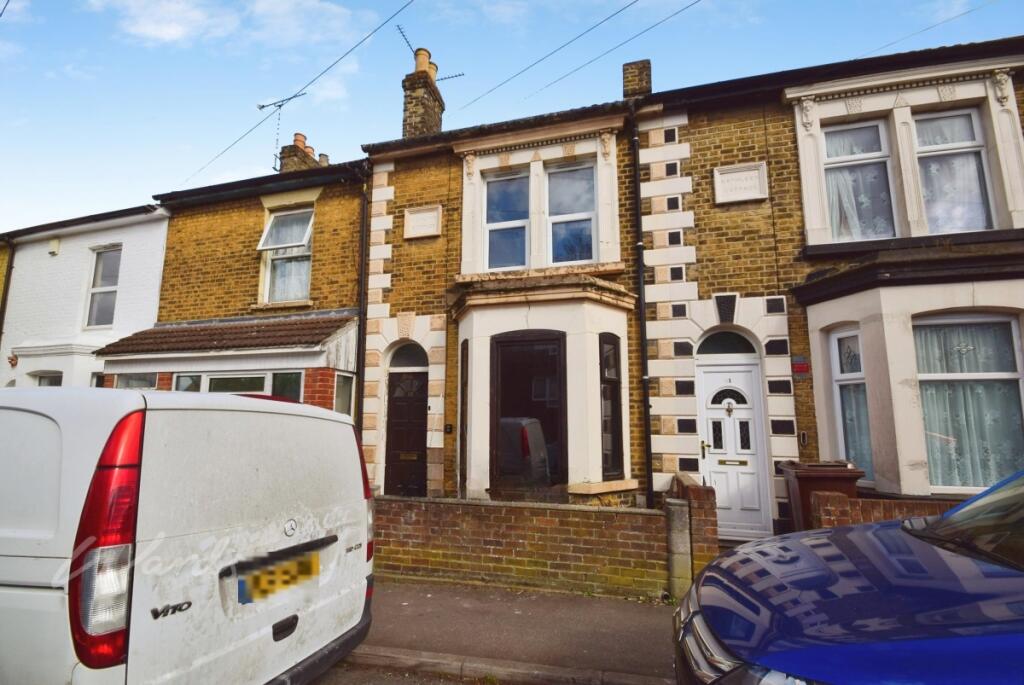 Main image of property: Skinner Street Gillingham ME7