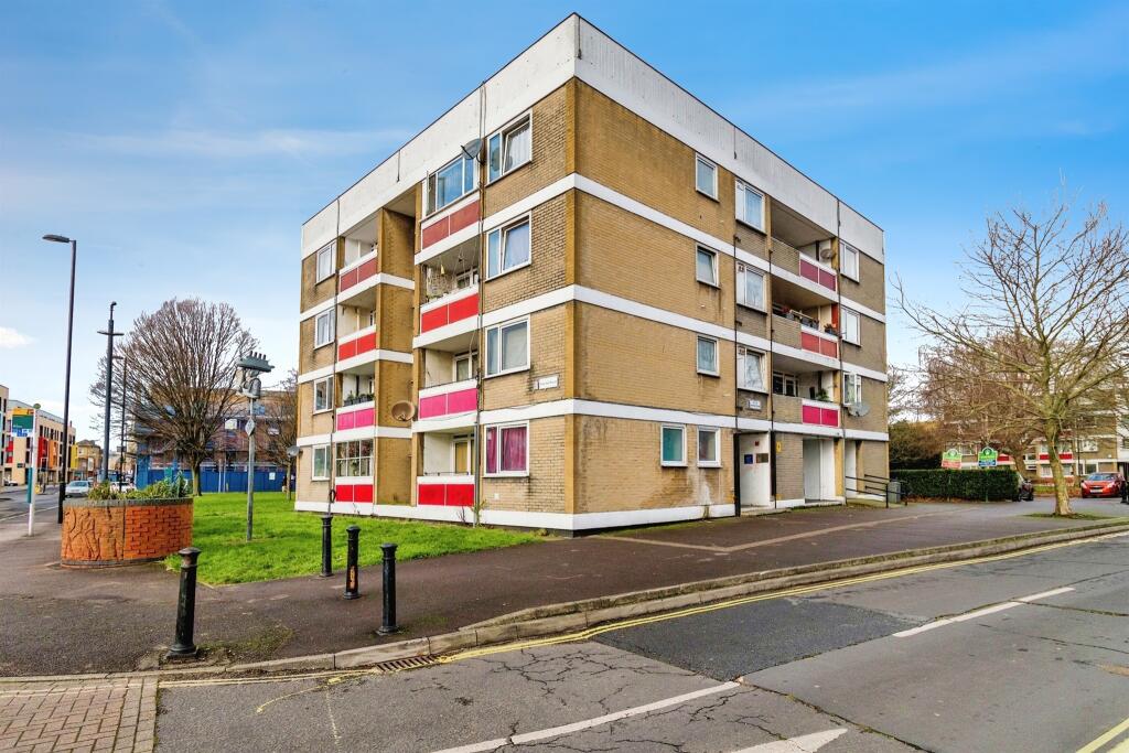 Main image of property: Orchard Lane, SOUTHAMPTON