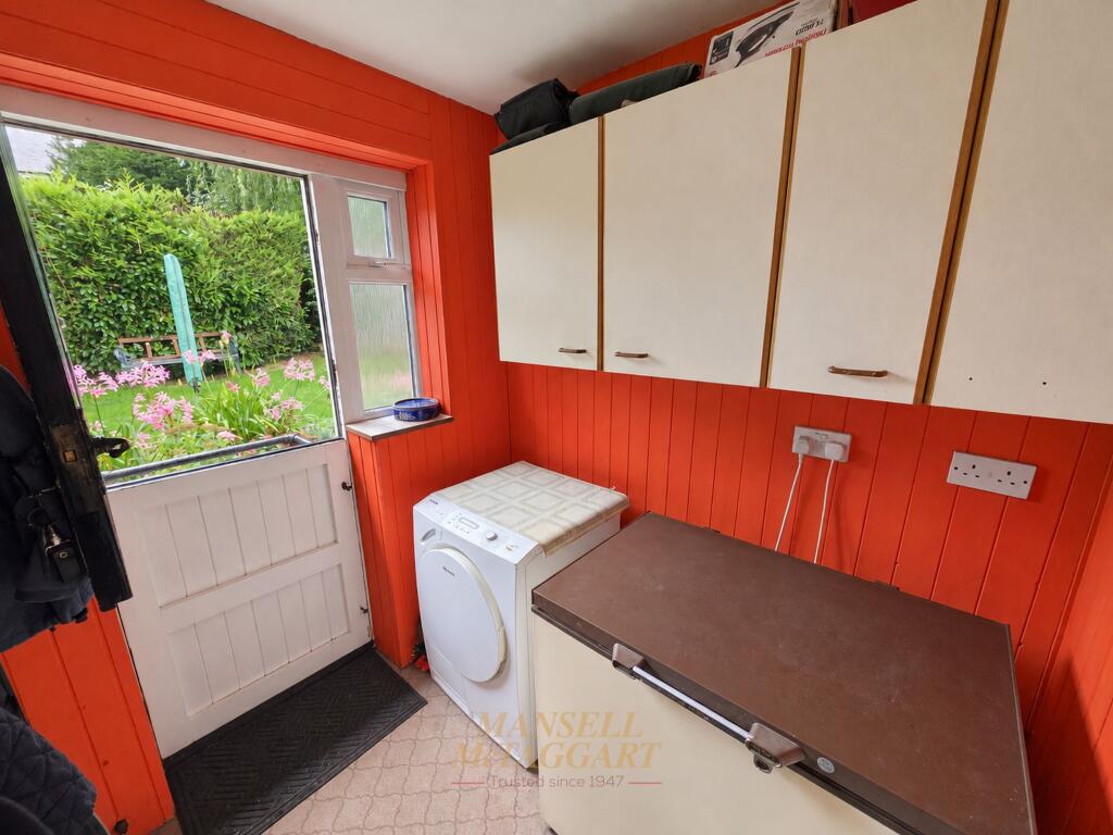 House in East Grinstead, Ashurst Wood - More